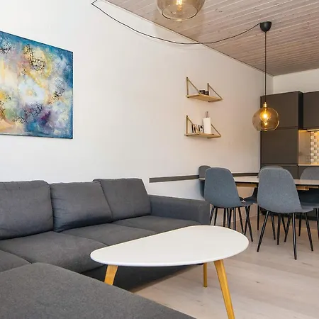 Lxi Apartment
