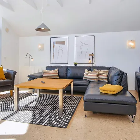 Lxi Apartment