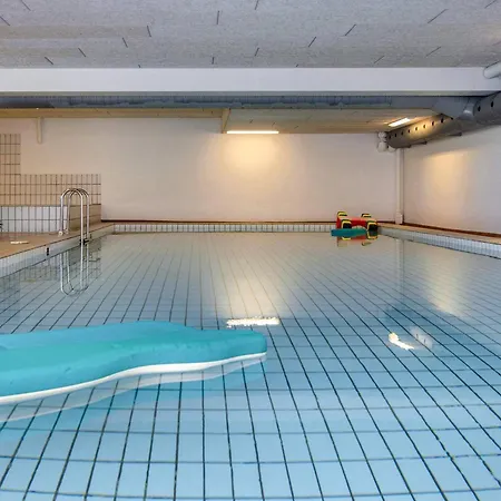 8 Person In דירה Glesborg